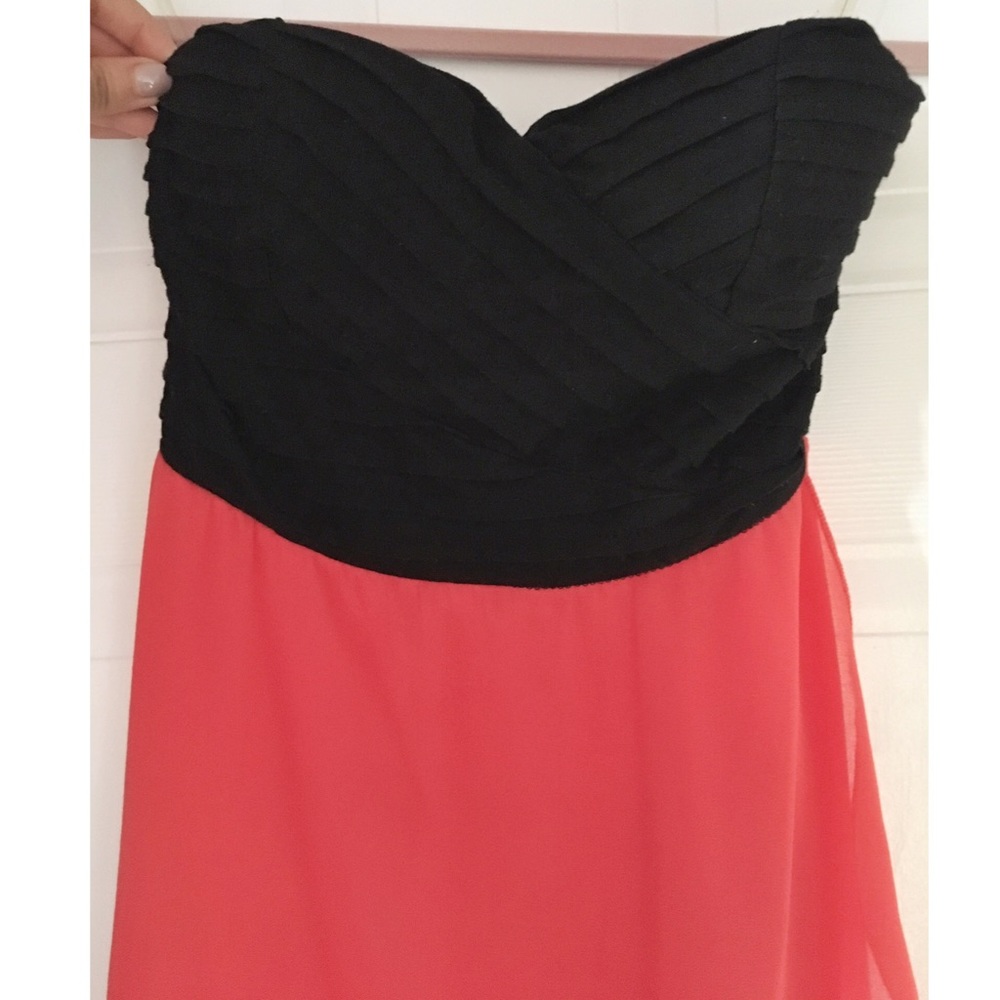 High low dress - Picture 2 of 6